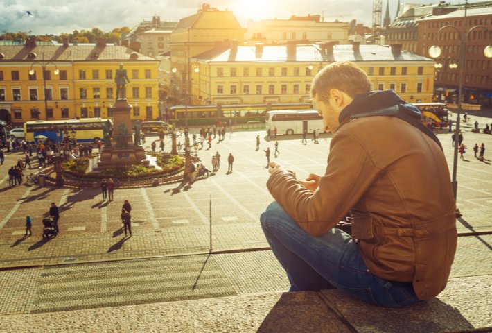 Maksuhäiriöisten suomalaisten määrä pysyy loivassa laskussa